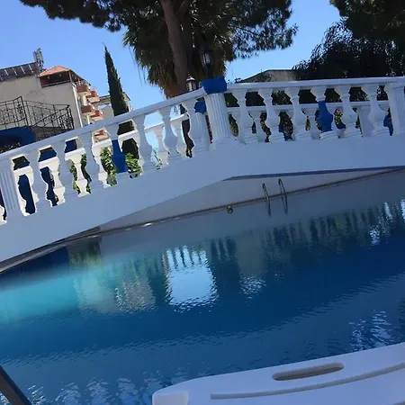 Hotel Shadow